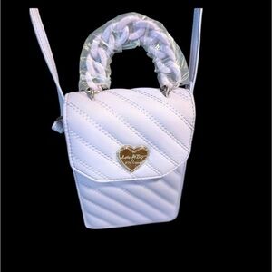 💜💜NWT- Luv Betsey Betsey Johnson Quilted Crossbody Bag- Lavender 💜💜